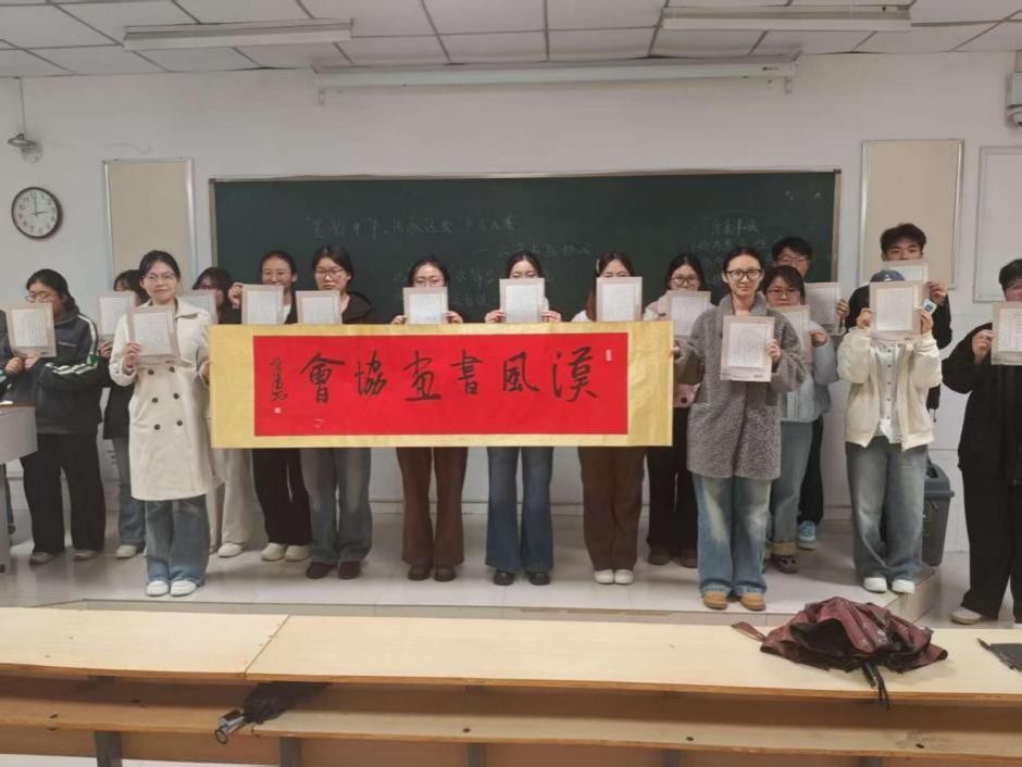 12A22